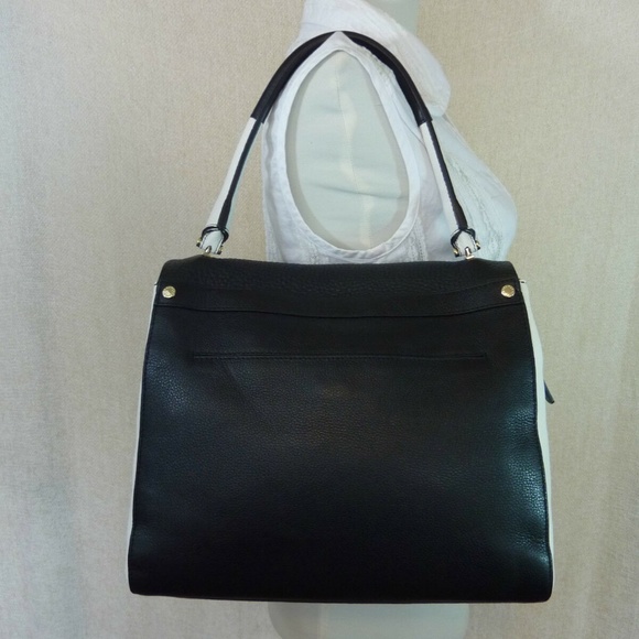 NEW FURLA Penelope Black/White Pebbled Leather Shoulder Bag MADE IN ITALY FURLA - Picture 4 of 12